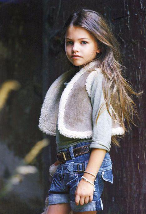 Lány modell Ira Brown