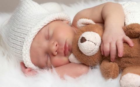 Hogyan gyengülni kell egy gyermeket az anyjával aludni? Gyakorlati tippek