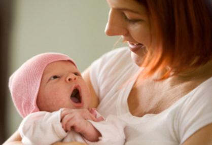 A csecsemők dysbiosisának tünetei: hogyan segíthet a baba?