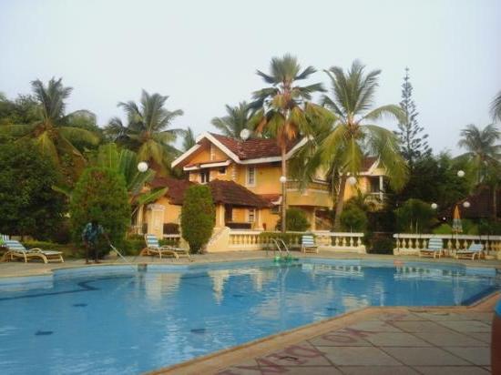 Hotel Pifrans Holiday Beach Resort 3 * India, Goa: fényképek és kritikák