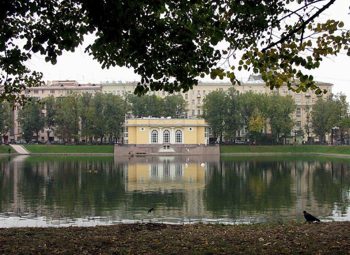 Patriarchális tavak: hogyan juthatunk el? Hol vannak a Patriarshie tavak Moszkvában?