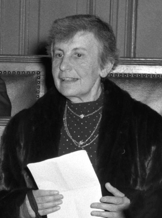 anna freud életrajzát