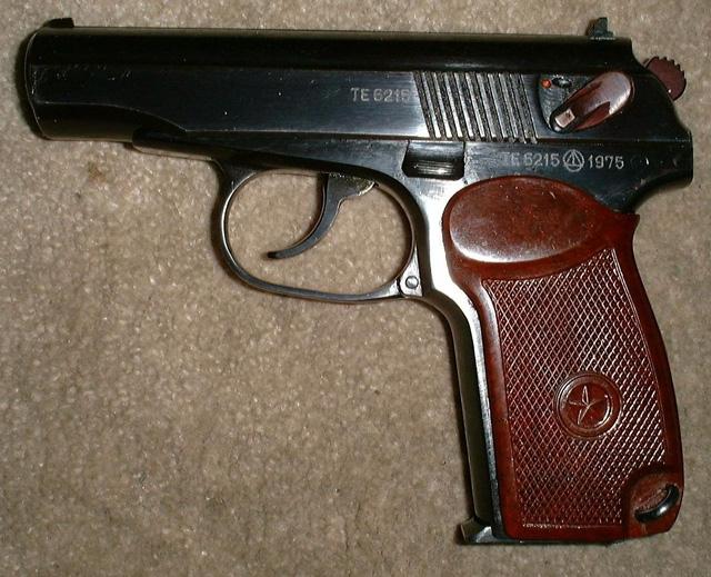 Makarov fegyvere legenda fegyver